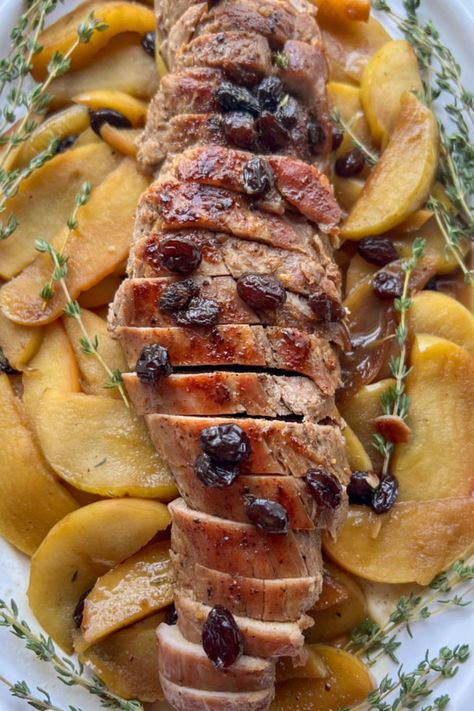 Roasted Pork Tenderloin with Apples combines the savory richness of perfectly cooked pork with the sweet, crisp flavor of apples, creating a dish that is elegant and comforting. Pork Loin Apple Recipes, Pork Tenderloin And Apples In Oven, Pork Tenderloin Apple Recipes, Pork Tenderloin Recipes With Apples, Pork Tenderloin Cranberry, Christmas Pork Tenderloin, Pork Tenderloin And Apples, Pork Tenderloin Apples, Roasted Pork Tenderloin With Apples