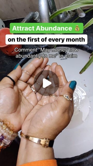 Harpreet B Sharma on Instagram: "This powerful abundance ritual needs to be performed on the first of every month to ensure you attract wealth and abundance for the full month.   Save this reel to perform the remedy every month.   DM or Call/WhatsApp on +91 9891545874 to book a personalised session.  . . . [abundance, wealth, money, rich, astrology] #abundance #wealth #money #astrology #cinnamon #sugar #diviinegracewithharpreet" Cinnamon Money Spell First Of The Month, Cinnamon For Abundance, First Of The Month Prayer, Cinnamon Ritual 1st Of The Month, 1st Of The Month Rituals, First Of The Month Rituals, Money Astrology, Cinnamon Ritual, Abundance Ritual