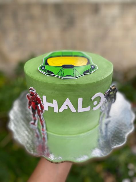 Halo Themed Cake, Halo Cake Ideas, Halo Cakes For Boys, Pastel Halo, Outfit Cumpleaños, Halo Cake, Halo Birthday, Halo Reach, Cake Games