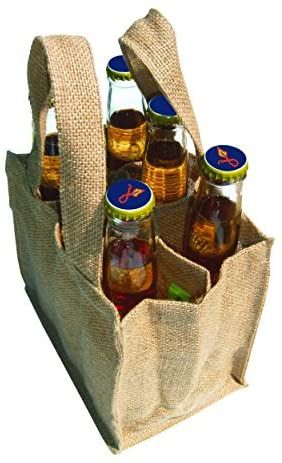 Beer Carrier Design, Jute Bags Design, Diy Old Jeans, Beer Carrier, Coffee Sacks, Wine Gift Bag, Beer Packaging, Bottle Carrier, Wine Bag