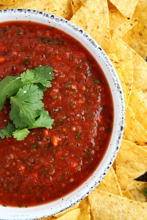 The Best Salsa Recipe, Recipe With Strawberries, Strawberry Salsa Recipe, Best Salsa Recipe, Best Salsa, Restaurant Style Salsa, Canning Whole Tomatoes, Hot Salsa, Mild Salsa