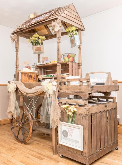 Beer Cart Ideas, Wedding Candy Cart, Bar Mitzvah Decorations, Country Wedding Favors, Sweet Cart, Carousel Party, Wooden Cart, Sweet Carts, Candy Bar Wedding