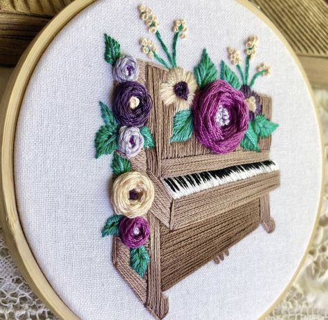 Garden Embroidery Patterns, Piano Embroidery, Music Embroidery, Brother Embroidery Design, Diy Bags No Sew, Flower Pattern Drawing, Garden Embroidery, Diy Crochet Bag, Hello Project