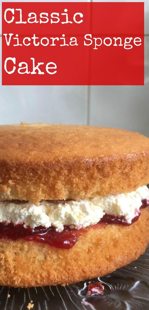 Classic Victoria Sponge Cake. Easy recipe for how to make a classic Victoria sponge Cake, a popular British cake, traditionally eaten at afternoon tea. British Sponge Cake Recipe, Victorian Sponge Cake Recipe, Basic Sponge Cake Recipe, Easy Sponge Cake Recipe, Victoria Sponge Recipe, Sponge Cake Easy, Cake Easy Recipe, Cake Recipes Uk, British Cake