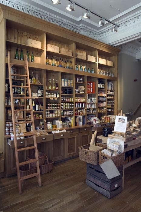 General Store Pantry, Old General Stores, Display Visual Merchandising, Grocery Store Design, Old Country Stores, Farm Store, Retail Shelving, Farm Shop, Coffee Shop Design