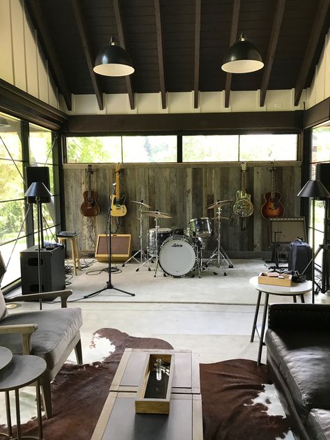 Belmont Aesthetic, Backyard Music Studio, Ford Grant, Old Farmhouse Aesthetic, Music Room Design, Office Music, Spring Decorating Ideas, Book Mood, Books 2024