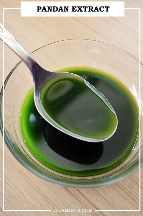 Pandan Extract Recipes, Buko Pandan Recipe, Matcha Panna Cotta, Cakes Made With Oil, Super Easy Dessert, Pandan Leaves, Filipino Food Dessert, Super Easy Desserts, Chocolate Muffin Recipe