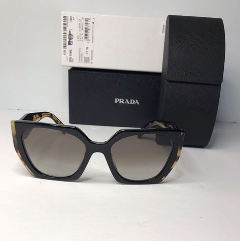 Authentic New PRADA PR 15WS3890A7 Black / Medium Tortoise Sunglasses Cheetah Print Sunglasses, Prada Glasses, Silver Sunglasses, Grey Sunglasses, Prada Accessories, Tortoise Shell Sunglasses, Tortoise Sunglasses, Prada Sunglasses, Star Logo