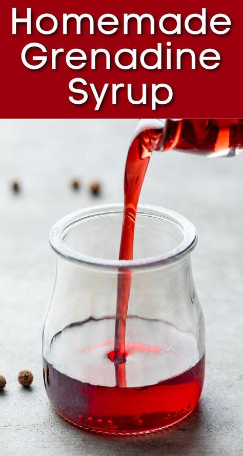 Homemade grenadine syrup being poured into a small jar. Muscadine Syrup, How To Make Grenadine Syrup, Pomegranate Simple Syrup, Recipes Pomegranate, Violet Simple Syrup, Grenadine Recipe, Homemade Grenadine, Pomegranate Syrup, Pom Juice