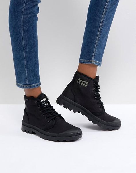 Palladium Boots Outfit, Palladium Pampa Hi, Palladium Shoes, Palladium Boots, Women Products, Flat Ankle Boots, Wool Tights, Hiking Outfit Women, Boating Outfit