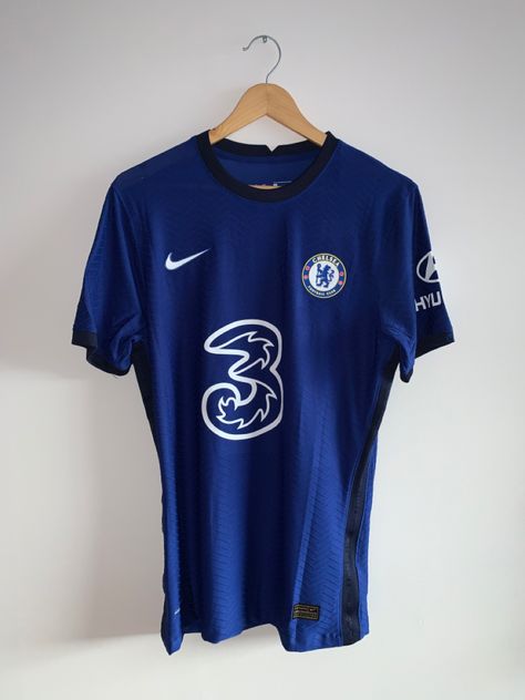 Chelsea Shirt Outfit, Chelsea Jersey Outfit, Camisa Chelsea, Chelsea Shirt, Jersey Nike, Jersey Outfit, Football Outfits, Soccer Shirts, Football Kits