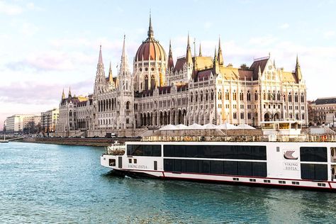 5 Best Viking River Cruises on the Danube Best River Cruises, Spanish Riding School, Danube River Cruise, Viking Cruises Rivers, Viking Cruises, Medieval Castles, Danube River, River Cruise, European Tour