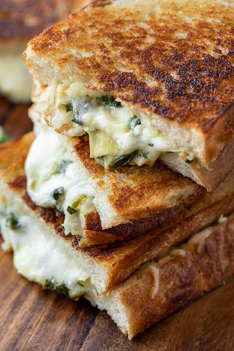 Spinach Artichoke Dip Grilled Cheese, Spinach Melt Sandwich, Spinach Artichoke Grilled Cheese, Spinach And Artichoke Grilled Cheese, Unique Grilled Cheese Recipes, Grilled Cheese Spinach, Goat Cheese Grilled Cheese, Artichoke Sandwich, Spinach Artichoke Grilled Cheese Sandwich