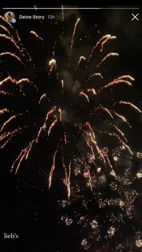 Fireworks Instagram Story, Fireworks Instagram, Light Aesthetic, Story Highlights, Story Ideas, Instagram Story Ideas, Fireworks, Night Life, Instagram Story