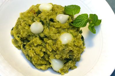 TASTY TRIX: Day 3: French Iowtes, or Peas Porridge with Onions Medieval Recipes, Mushy Peas, Pearl Onions, Taste And See, Herbs De Provence, Some Like It Hot, Cajun Seasoning, Cooked Vegetables, Old Recipes