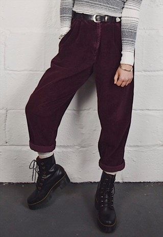 Cord Trousers Outfit, Trousers Outfit For Women, Corduroy Trousers Outfit, Converse Fits, Trousers Outfit, Cord Trousers, Trouser Outfit, Women Trousers, Outfit For Women