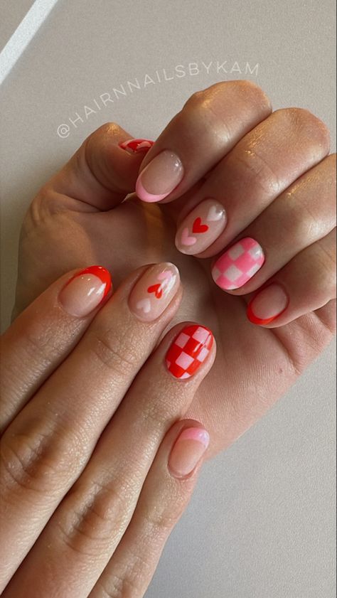 Short Checkered Nails, Valentine’s Day Nails, 2025 Nails, Bb Nails, Checkered Nails, Vday Nails, February Nails, Nail Designs Valentines, Cute Gel Nails