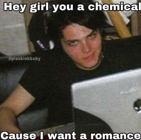 Mcr Memes Frerard, Gerard Way Memes, Mcr Memes, Emo Memes, I Love Mcr, Palaye Royale, Band Humor, Mikey Way, Band Memes