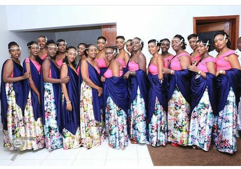 Gusaaba#traditional bridal entourage Kinyarwanda Traditional Wear, Mushanana Designs, Rwandese Wedding, Ugandan Wedding, Intro Ideas, Nigerian Wedding Dresses Traditional, Bridal Entourage, Nigerian Wedding Dress, African Traditional Wedding Dress