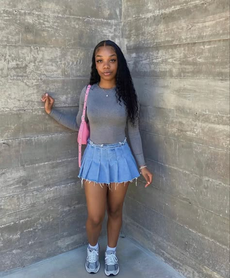 Grey Bubble Slides Outfit, Outfits With Jean Skirts Black Women, School Outfits Dress Code Friendly, Color Cordinate Outfit, Teen Birthday Outfits, Easter Outfits Black Women, Back To School Outfits Highschool Senior, Jean Skirt Outfits Black Women, Denim Skirt Outfit Black Women