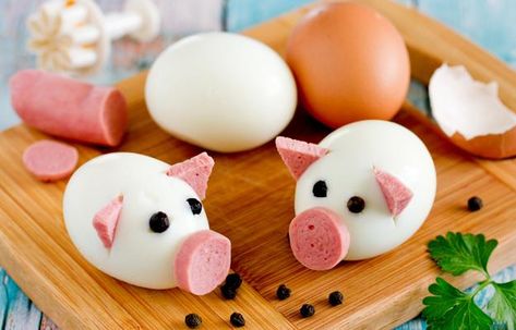 Creative Food Design Ideas Inspired by the Year of the Pig, Cute Edible Decorations Creative Food Design, Food Design Ideas, Food Decoration Ideas, Kids Food Crafts, Pig Cute, Fruit Creations, Edible Decorations, Decorações Com Comidas, Food Art For Kids