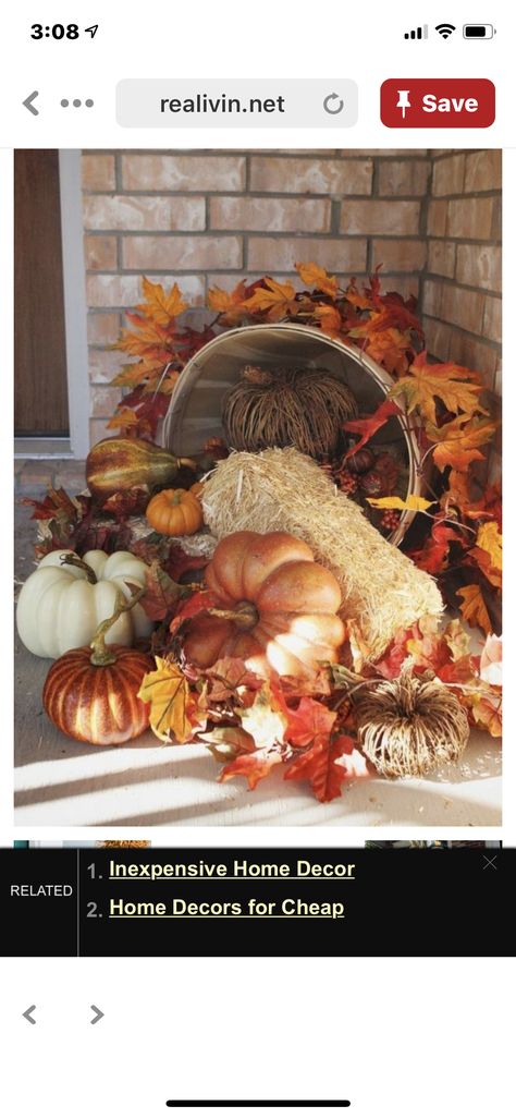 Basket Of Pumpkins Decor, Decorating With Bushel Baskets, Harvest Basket Ideas, Bushel Basket Ideas Decor Fall, Bushel Basket Decor, Fall Bushel Basket Ideas, Fall Porch Decor With Bushel Baskets, Fall Basket Ideas Decor, Fall Front Door Basket