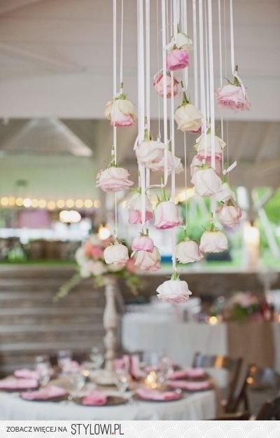 Fresh roses hanging upside down with ribbon from ceiling Ceiling Decorations, Rustic Wedding Decorations, Hanging Flowers, Deco Floral, Wedding Cake Designs, The Ceiling, Ceiling Decor, Stylish Wedding, Diy Wedding Decorations