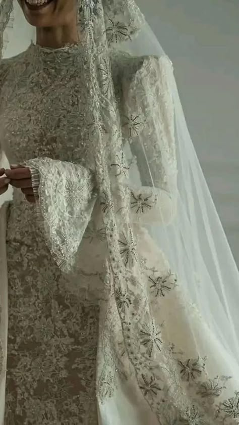 Algerian Bride Dresses, Collard Wedding Dress, Pearl Bride Dress, Vintage Modest Wedding Dresses, Muslim Nikkah Dresses, Iranian Wedding Dress, Arabic Wedding Dress Dubai, Hijab Bride Dress, Turkish Wedding Dress Muslim