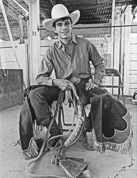 The legacy of late rodeo superstar Lane Frost has only gotten stronger since his tragic passing at Cheyenne Frontier Days 35 years ago. Pbr Bull Riders, Lane Frost, Cheyenne Frontier Days, Bronc Riding, Rodeo Cowboys, Urban Cowboy, Rodeo Life, Bull Riders