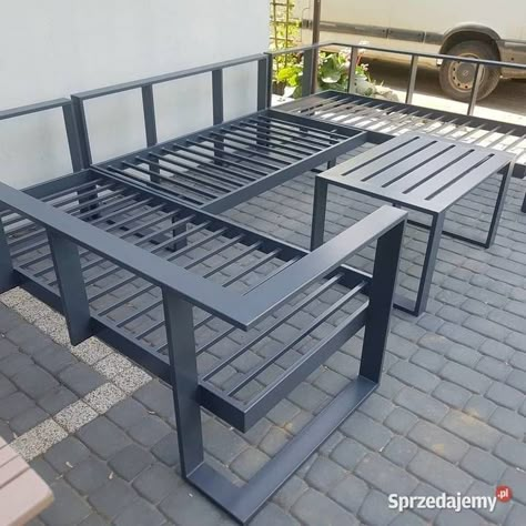 Iron Furniture Design, Steel Furniture Design, Metal Outdoor Furniture, Welded Furniture, Metal Sofa, Industrial Design Furniture, Diy Patio Furniture Cheap, Metal Furniture Design, House Furniture Design