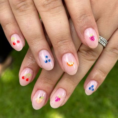 Gel Designs On Natural Nails Short, Almond Fruit Nails, Fruit Nails Aesthetic, Short Fruit Nail Designs, Little Fruit Nails, Short Nail Summer Ideas, Tiny Fruit Nails, Simple Fruit Nail Designs, Fruits On Nails