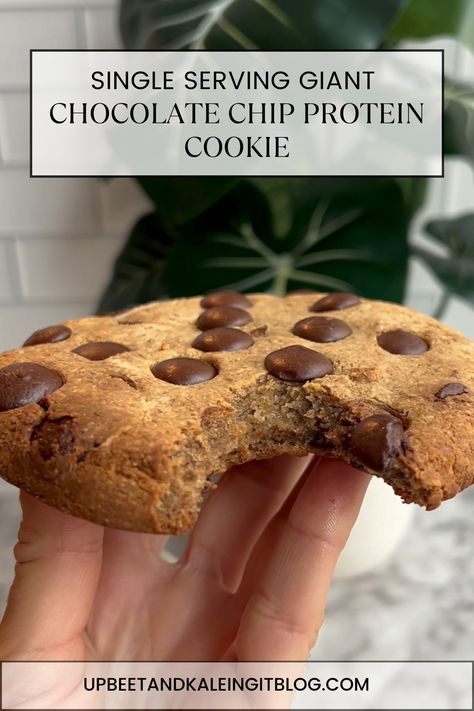 Single-Serving Giant Chocolate Chip Protein Cookie - Upbeet & Kaleing It Protein Cookies Chocolate, Choc Chip Cookie Recipe, Single Serve Cookie, Protein Powder Cookies, Gf Treats, Lemon Raspberry Muffins, High Protein Cookies, Gluten Free Sweet Potato, Protein Cookie