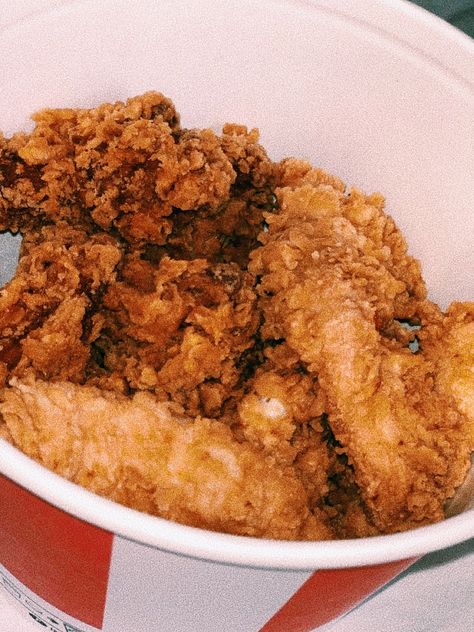 Kfc Hot Wings, Hot Wings, Food Photo, Yummy Food, Snacks, Make It Yourself, Drinks