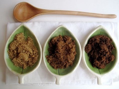 What's the Difference? Muscovado, Demerara, & Turbinado Demerara Sugar, Make Brown Sugar, Simple Syrups, Baking Secrets, Turbinado Sugar, Kitchen Tricks, Dry Mixes, Tiki Drinks, Homemade Mixes