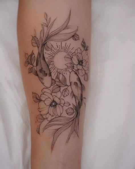 Pisces Tattoo With Flowers, Tattoo Between Breast, Wine Tattoo, Wrap Around Wrist Tattoos, Pisces Tattoo Designs, Tattoo On Thigh, Japanese Style Tattoo, Moon Sun Tattoo, Pisces Tattoo