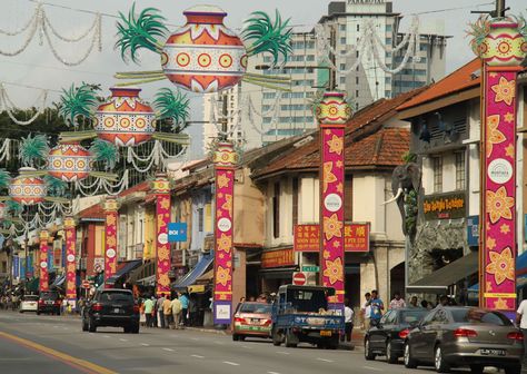 little india singapour | In The Zone: Little India, Singapore Singapore Tourist Attractions, Little India Singapore, Enchanted Places, India Decor, India Street, India Holidays, Best Places In The World, India Home Decor, Visit Singapore