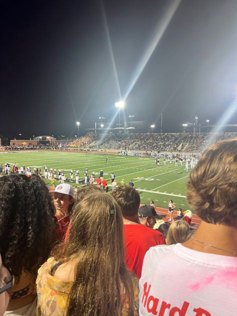 Atascocita High School, Senior Szn, Homecoming Games, Football Homecoming, American High School, 9th Grade, Sophomore Year, High School Football, Friday Night Lights