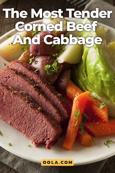 Tender Corned Beef, Baked Corned Beef, Crock Pot Corned Beef, Cabbage And Potatoes, Corned Beef And Cabbage, Corned Beef Brisket, Beef And Cabbage, Corned Beef Recipes, American Dishes