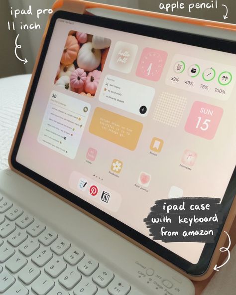 current mood: ☕️🧸🎧 New season, new iPad setup! I can’t believe summer is already over, but I’m hanging onto some of those summer vibes with my iPad setup color palette - warm neutrals, cheerful orange and pretty pink. 🧡🎀✏️ ↓ Here are the apps I used to create my aesthetic iPad setup 🧋 widgetsmith: for creating pretty widgets like clock, date + custom images 🎨 canva: for designing quotes, app icons, widget images, etc. 📱 shortcuts: for creating custom app icon images #ipad #widgets #apps ... Ipad Air Aesthetic Homescreen, Designing Quotes, Pretty Widgets, Aesthetic Ipad Setup, Widget Images, Aesthetic Setup, Aesthetic Tech, Ipad Setup, Ipad Widgets