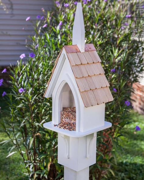 One way to feed your hungry friends! Check out our 2018 feeder! #heartwood #birdfeeder #newfor2018 #usamade #handcrafted Decorative Birdhouses, Bluebird Houses, Old Porch, Backyard Habitat, Purple Martin House, Squirrel Feeders, Homemade Bird Houses, Flower Bulb, Handmade Birdhouses