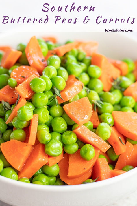 Southern buttered peas and carrots served in a white bowl with fresh thyme sprinkled for garnish and flavor. Buttered Peas, How To Cook Peas, Peas And Carrots Recipe, Carrot Recipes Side Dishes, Veggie Side Dish, Carrots Side Dish, Best Macaroni Salad, Peas And Carrots, Vegetable Side Dish