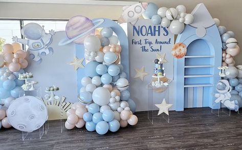 Toddler Birthday Party Themes, Baby Boy Birthday Themes, Boys First Birthday Cake, Baby Birthday Party Theme, Baby First Birthday Themes, Happy Birthday Decor, Boys First Birthday Party Ideas, Boy Birthday Decorations, Baby Birthday Decorations