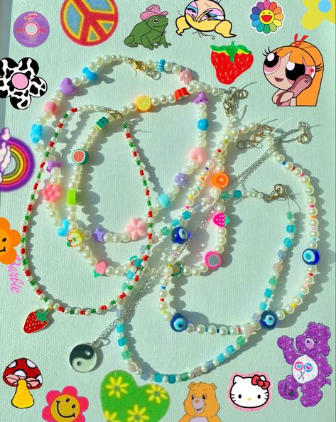 Indie Pearl Necklace, Indie Beaded Jewelry, Bracelets Handmade Diy Beads, Pulseras Indie Kid, Collares Aestethic Diy, Indie Necklaces, Cat Decor Bedroom, Indie Bracelets, Indie Necklace