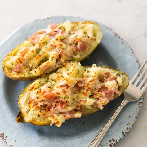 Ham & Cheese Stuffed Potatoes Glazed Ham With Pineapple, Deli Ham Recipes, Cheese Stuffed Potatoes, Best Potatoes For Baking, Mustard Glazed Ham, Pineapple Glaze For Ham, Ham With Pineapple, Weekend Recipes, Stuffed Potatoes