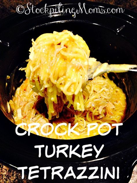 Crock Pot Turkey Tetrazzini, Turkey Tetrazzini Recipe Easy Crockpot, Crockpot Turkey Casserole Recipes, Crockpot Turkey Tetrazzini Recipe, Leftover Turkey Crockpot Recipes, Turkey Recipes Crockpot, Crockpot Turkey Recipes, Bbq Chicken Crockpot Easy, Tetrazzini Recipes