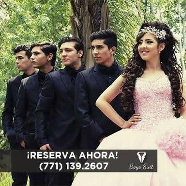 Quinceanera Court Pictures, Quince Court Pictures, Quince Court, Quinceanera Court, Quinceañera Photoshoot Ideas, Court Pictures, Quince Pictures, Quinceanera Pictures, Quinceanera Photoshoot