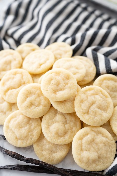 Small Cookies Packaging, Mini Cookie Recipes, Cookie Dunkers, Mini Cookie Recipe, Small Batch Sugar Cookies, Mini Sugar Cookies, Bakery Stand, Drop Sugar Cookies, Small Batch Cookies