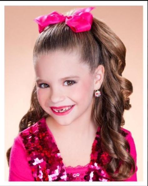 Mackenzie Ziegler pyramid picture Mackenzie Ziegler, Dance Moms, Tumblr, Red, Hair, Pink, Dance Mums