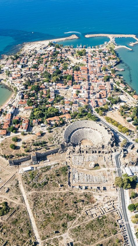 Side Turkey Travel, Antalya Turkey, Side Antalya, Side Turkey, Turkey History, Turkish Culture, Turkey Travel, Cultural Experience, Ancient Ruins