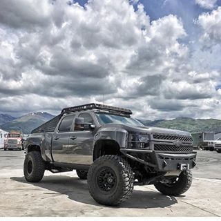 Image result for diesel brothers zeus Baja Trucks, Diesel Brothers, Dodge 3500, Chevy Duramax, Chevy Vehicles, Baja Truck, Trophy Truck, Truck Mods, Chevy Pickup Trucks